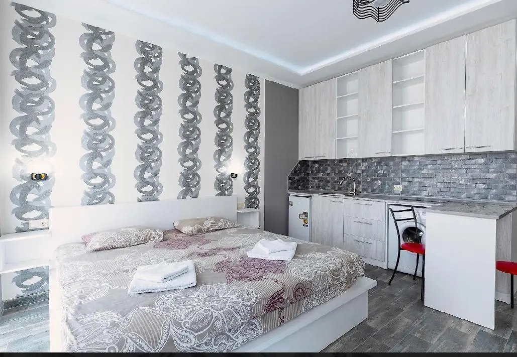 Apartments Kristo Μπατούμι