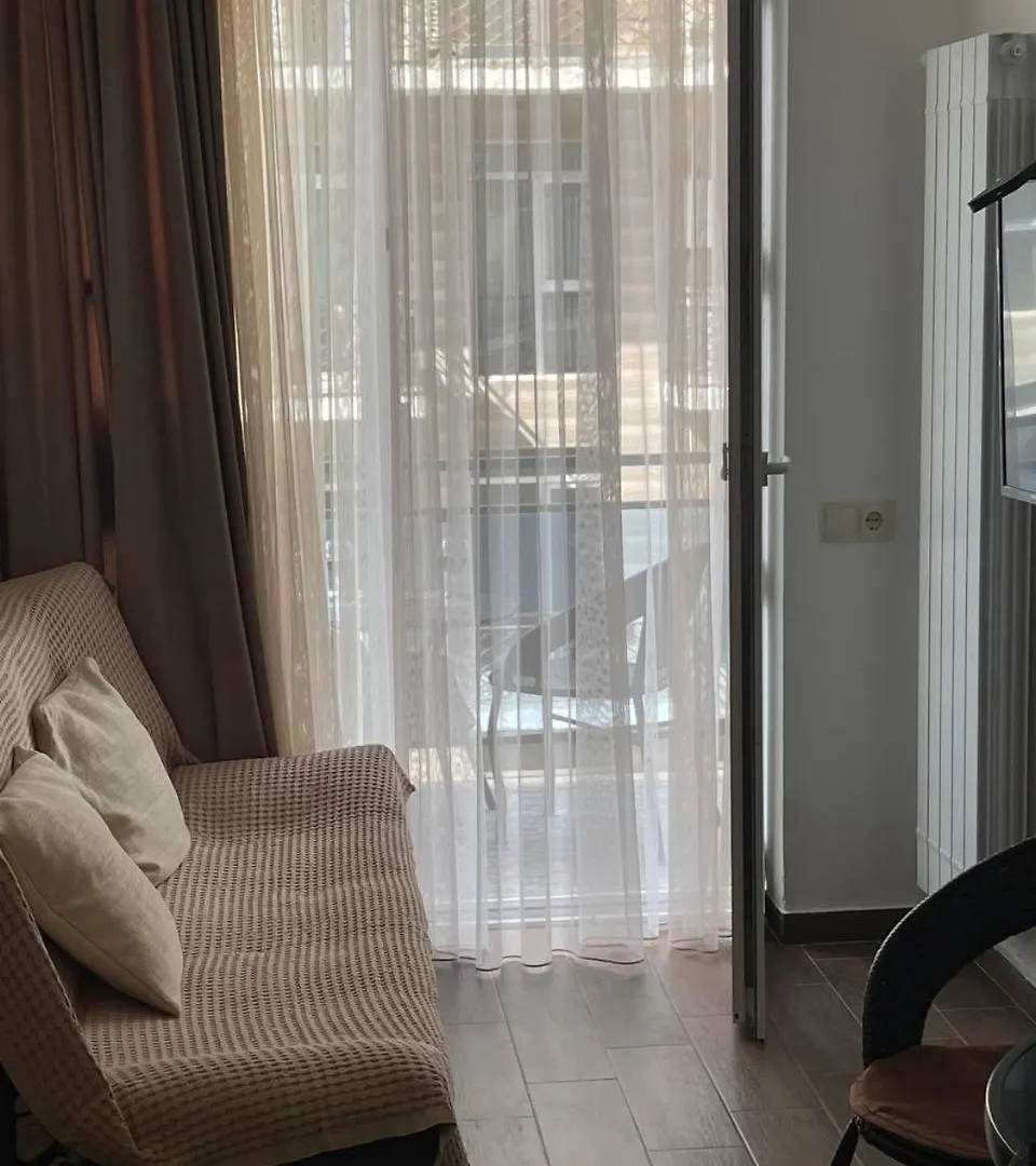 Apartments Kristo Μπατούμι